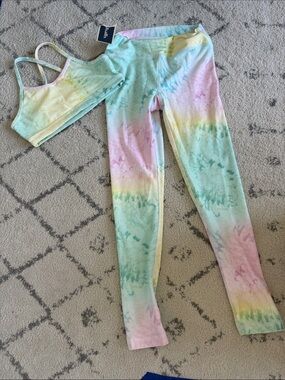Scorpio Sol Kids Tie-Dye Pastel Leggings & Sports Bra Set Size M (8)